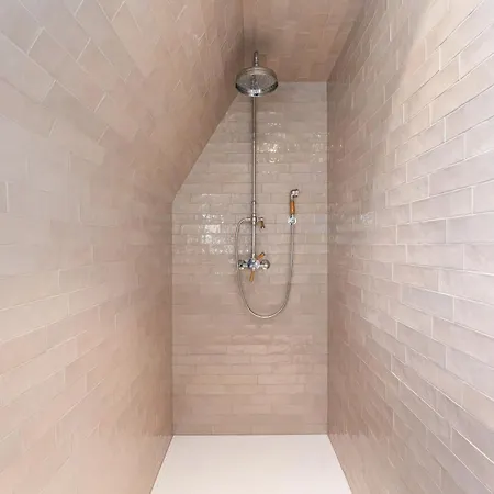 Manouchka - In Alle Luxe Aan Zee